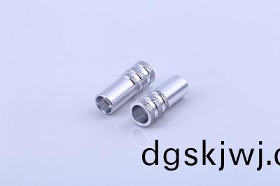 精密(mi)五金(jin)零部(bu)件的錶(biao)麵(mian)處(chu)理有(you)箇(ge)彆(bie)的幾(ji)種